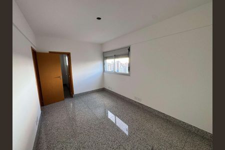 Apartamento à venda com 3 quartos, 83m² em Lourdes, Belo Horizonte