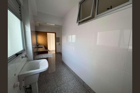 Apartamento à venda com 3 quartos, 83m² em Lourdes, Belo Horizonte