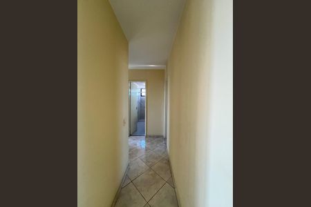 Apartamento à venda com 204m², 4 quartos e 2 vagas Apartamento à venda com 204m², 4 quartos e 2 vagasCorredor