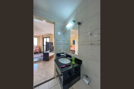 Apartamento à venda com 204m², 4 quartos e 2 vagas Apartamento à venda com 204m², 4 quartos e 2 vagasLavabo