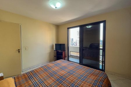 Apartamento à venda com 204m², 4 quartos e 2 vagas Apartamento à venda com 204m², 4 quartos e 2 vagasSuite
