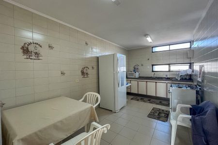Apartamento à venda com 204m², 4 quartos e 2 vagas Apartamento à venda com 204m², 4 quartos e 2 vagasCozinha