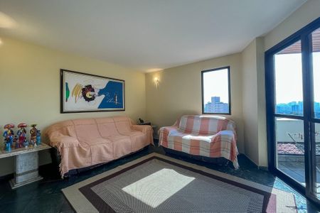Apartamento à venda com 204m², 4 quartos e 2 vagas Apartamento à venda com 204m², 4 quartos e 2 vagasSala