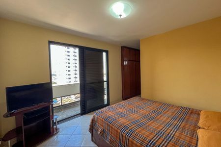 Apartamento à venda com 204m², 4 quartos e 2 vagas Apartamento à venda com 204m², 4 quartos e 2 vagasSuite