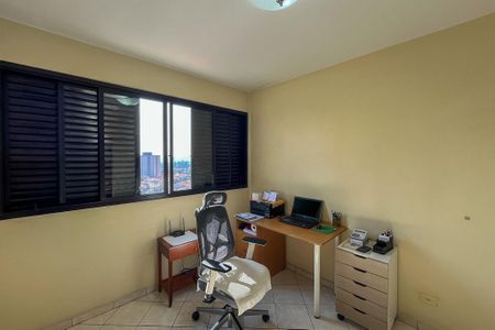 Apartamento à venda com 204m², 4 quartos e 2 vagas Apartamento à venda com 204m², 4 quartos e 2 vagasQuarto 3