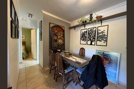 Apartamento para alugar com 70m², 2 quartos e 1 vagaSala