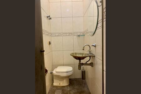 Casa para alugar com 450m², 4 quartos e 8 vagas