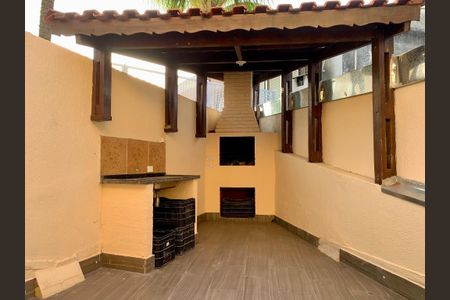 Casa para alugar com 450m², 4 quartos e 8 vagas