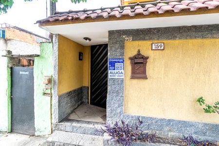 Casa para alugar com 70m², 2 quartos e sem vagaFachada