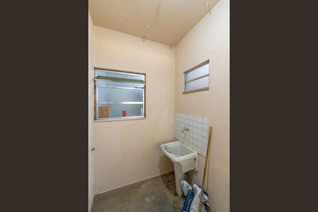 Casa para alugar com 70m², 2 quartos e sem vagaÁrea de Serviço