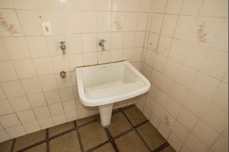 Casa para alugar com 97m², 2 quartos e 1 vagaÁrea de Serviço