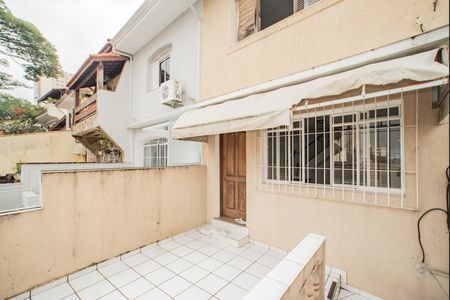 Casa para alugar com 97m², 2 quartos e 1 vagaHall de entrada/Varanda frontal