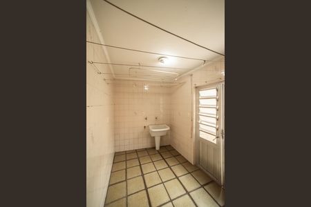 Casa para alugar com 97m², 2 quartos e 1 vagaÁrea de Serviço