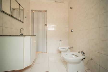 Casa para alugar com 97m², 2 quartos e 1 vagaBanheiro 1