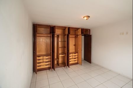 Casa para alugar com 97m², 2 quartos e 1 vagaQuarto 1