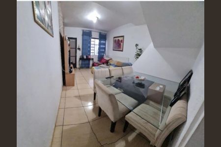Foto 02 de casa à venda com 2 quartos, 57m² em Vila Campestre, São Paulo