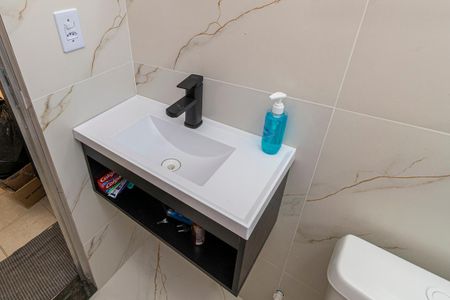 Apartamento para alugar com 55m², 2 quartos e sem vagaBanheiro