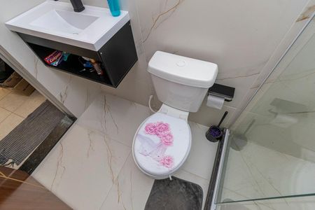Apartamento para alugar com 55m², 2 quartos e sem vagaBanheiro
