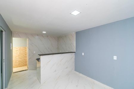 Sala de apartamento para alugar com 2 quartos, 55m² em Olaria, Rio de Janeiro