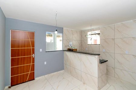 Sala de apartamento para alugar com 2 quartos, 55m² em Olaria, Rio de Janeiro