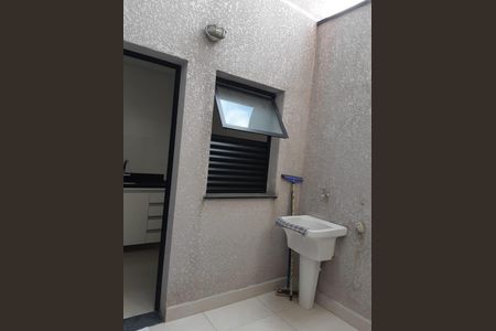 Área de serviço de apartamento para alugar com 2 quartos, 55m² em Bangú, Santo André