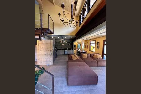 Casa à venda com 200m², 4 quartos e 2 vagas