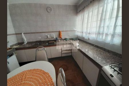 Casa à venda com 150m², 4 quartos e 4 vagas