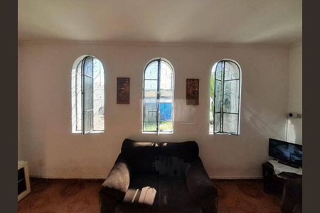 Casa à venda com 150m², 4 quartos e 4 vagas
