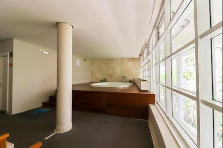 Apartamento à venda com 3 quartos, 182m² em Morumbi, São Paulo