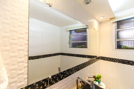 Casa à venda com 90m², 2 quartos e 2 vagas Casa à venda com 90m², 2 quartos e 2 vagasLavabo