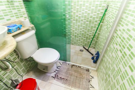 Casa à venda com 90m², 2 quartos e 2 vagas Casa à venda com 90m², 2 quartos e 2 vagasBanheiro