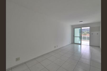 Apartamento para alugar com 80m², 2 quartos e 1 vaga