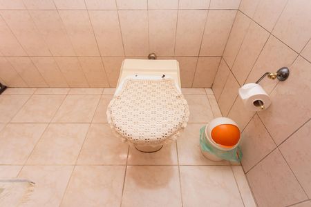 Casa à venda com 180m², 7 quartos e 4 vagasBanheiro - Casa 1