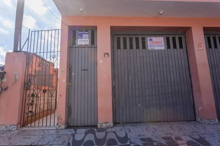 Casa à venda com 180m², 7 quartos e 4 vagasPlaca QuintoAndar