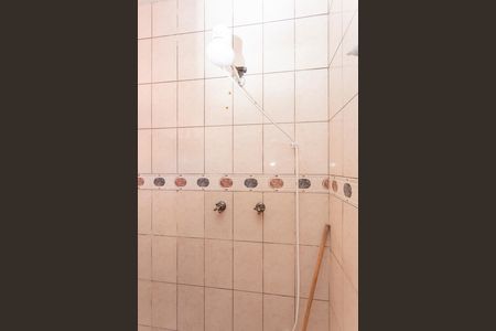 Casa à venda com 180m², 7 quartos e 4 vagasBanheiro - Casa 1