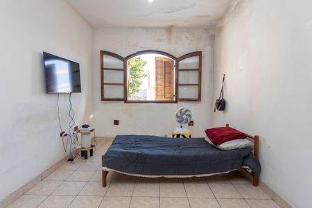 Casa à venda com 180m², 7 quartos e 4 vagasQuarto 1 - Casa 1