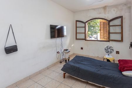Casa à venda com 180m², 7 quartos e 4 vagasQuarto 1 - Casa 1