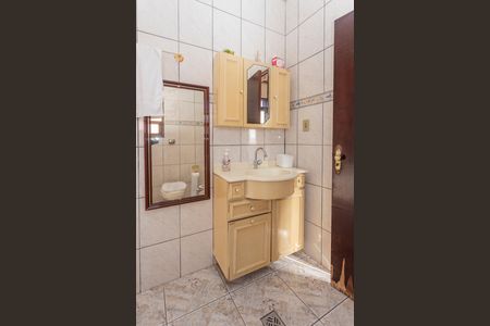 Casa à venda com 180m², 7 quartos e 4 vagasBanheiro - Casa 2