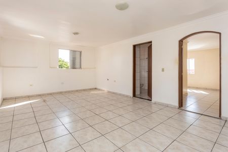 Casa à venda com 180m², 7 quartos e 4 vagasQuarto Suíte - Casa 3