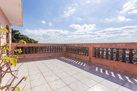 Casa à venda com 180m², 7 quartos e 4 vagasVaranda - Casa 3