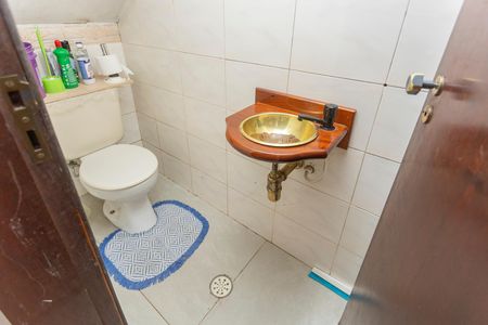 Casa à venda com 180m², 7 quartos e 4 vagasLavabo - Casa 1