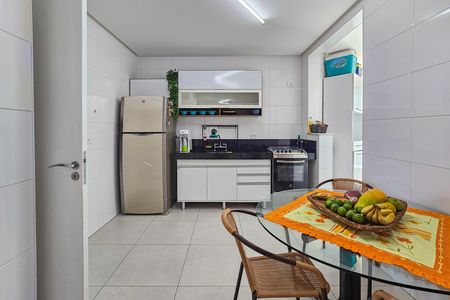Apartamento para alugar com 127m², 3 quartos e 1 vaga