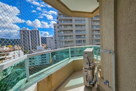 Apartamento para alugar com 127m², 3 quartos e 1 vaga