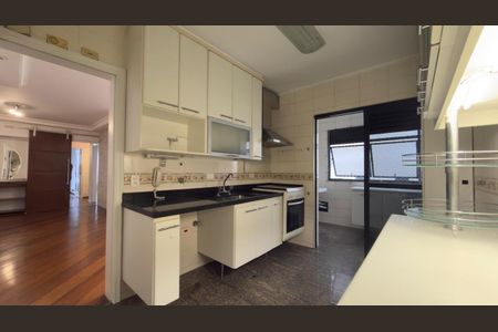 Apartamento à venda com 116m², 3 quartos e 2 vagasFoto 01