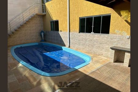 Casa à venda com 210m², 3 quartos e 3 vagas