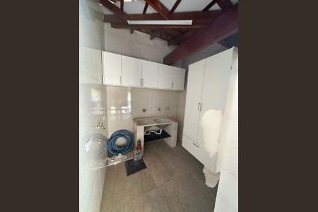 Casa à venda com 3 quartos, 210m² em Parque Dom Pedro II, Campinas