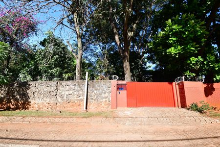 Casa para alugar com 210m², 3 quartos e 1 vagaFachada