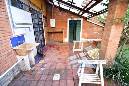 Casa para alugar com 210m², 3 quartos e 1 vagaÁrea de Serviço