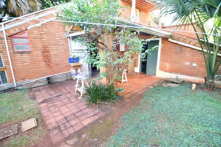 Casa para alugar com 210m², 3 quartos e 1 vagaÁrea de Serviço