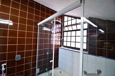 Casa para alugar com 210m², 3 quartos e 1 vagaBanheiro